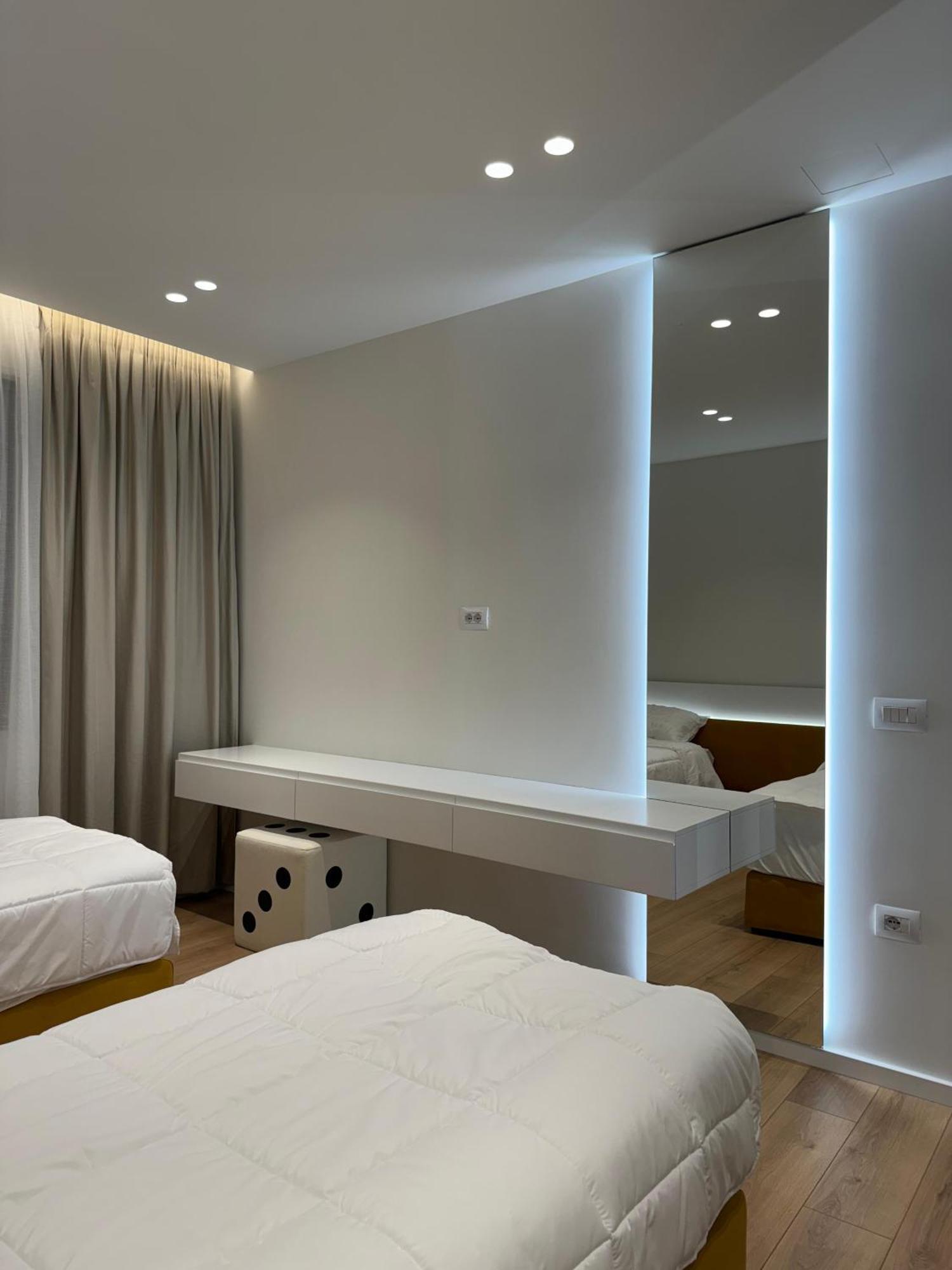 Incasso City Center Apartment Тирана Экстерьер фото