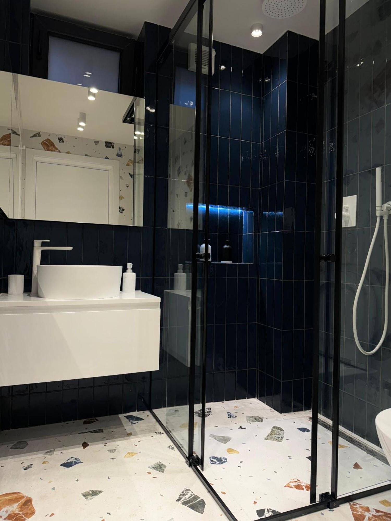 Incasso City Center Apartment Тирана Экстерьер фото